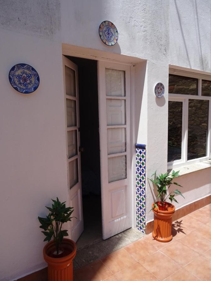 Piso En Centro Urbano De Puentedeume Con Terraza Apartment Exterior photo